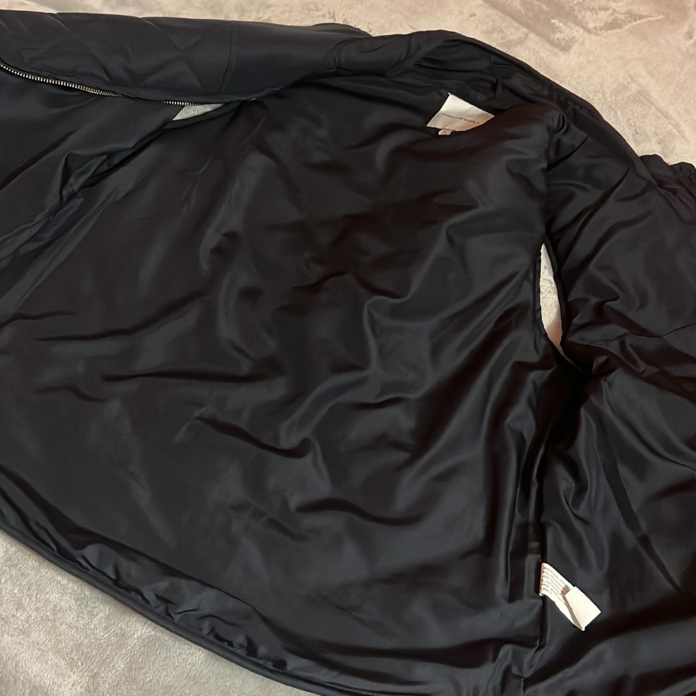 THREAD & SUPPLY Quilted Vest - Picture 4 of 5